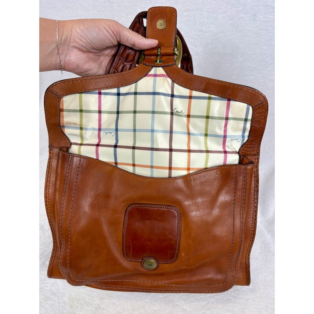 Coach Vintage Y2K Legacy Bleeker Flap Shopper in Brittish Tan Vachetta Leather - Picture 14 of 16